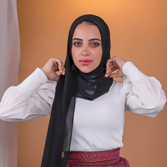 وشاح أسود وشاح أساسي